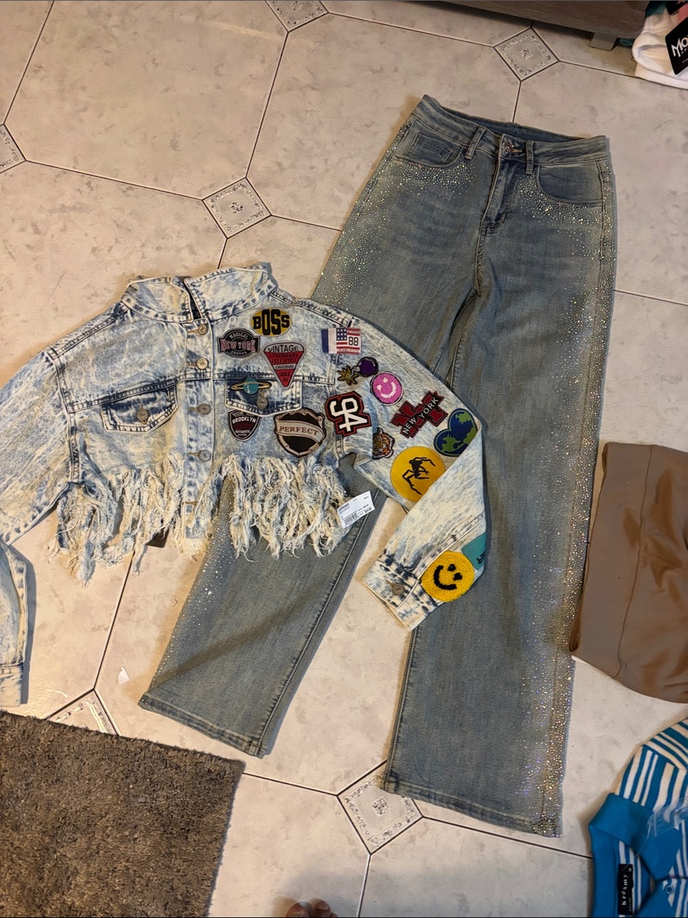 Women’s Light Blue Glitter Straight-Leg Jeans with Jeans Jacket